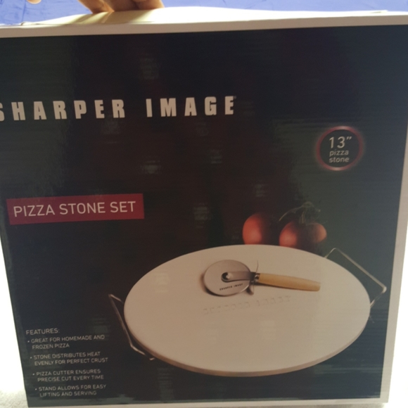 Sharper image pizza stone set 13"  pizza stone Set new W Cutter - Picture 2 of 6
